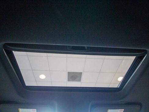 Used 2021 Chevrolet Silverado 2500 High Country w/ Z71 Off-Road Package image 12