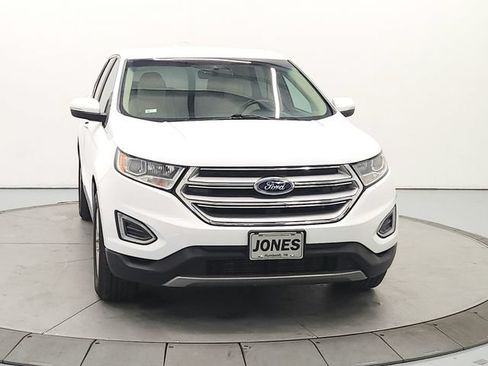 Used 2018 Ford Edge SEL w/ Equipment Group 201A FWD image 3