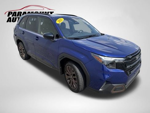 Used 2025 Subaru Forester Sport AWD/4WD image 3