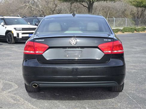 Used 2015 Volkswagen Passat TDI SE image 6