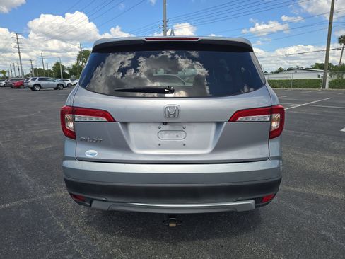 Used 2020 Honda Pilot EX image 4