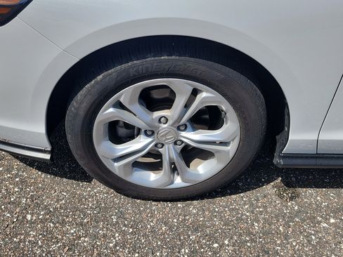 Used 2024 Honda Accord LX image 32