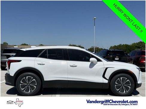 New 2026 Chevrolet Blazer EV LT w/ Super Cruise Package FWD image 3