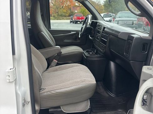 Used 2013 Chevrolet Express 3500 LT w/ LT Preferred Equipment Group image 12