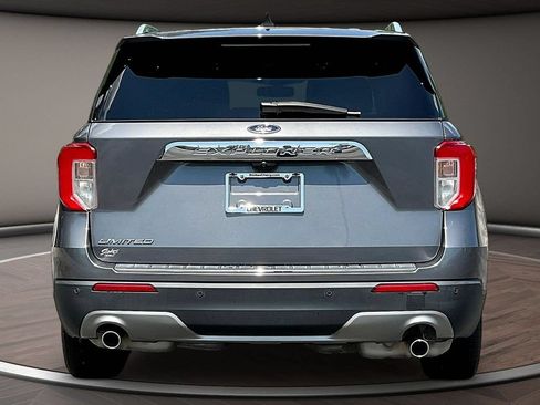 Used 2022 Ford Explorer Limited RWD image 6