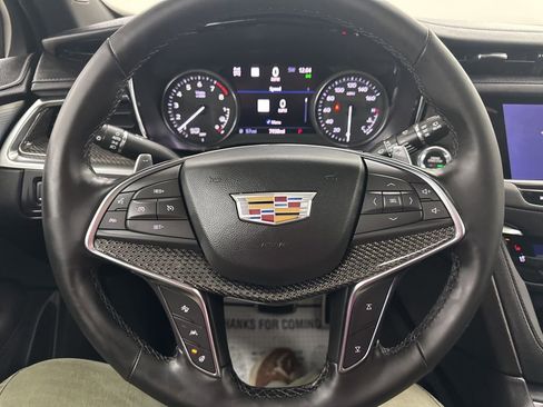 Certified 2025 Cadillac XT5 Sportv w/ Technology Package image 32