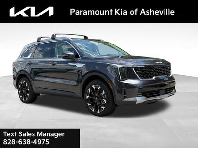 Used 2025 Kia Sorento EX w/ Panoramic Sunroof Package