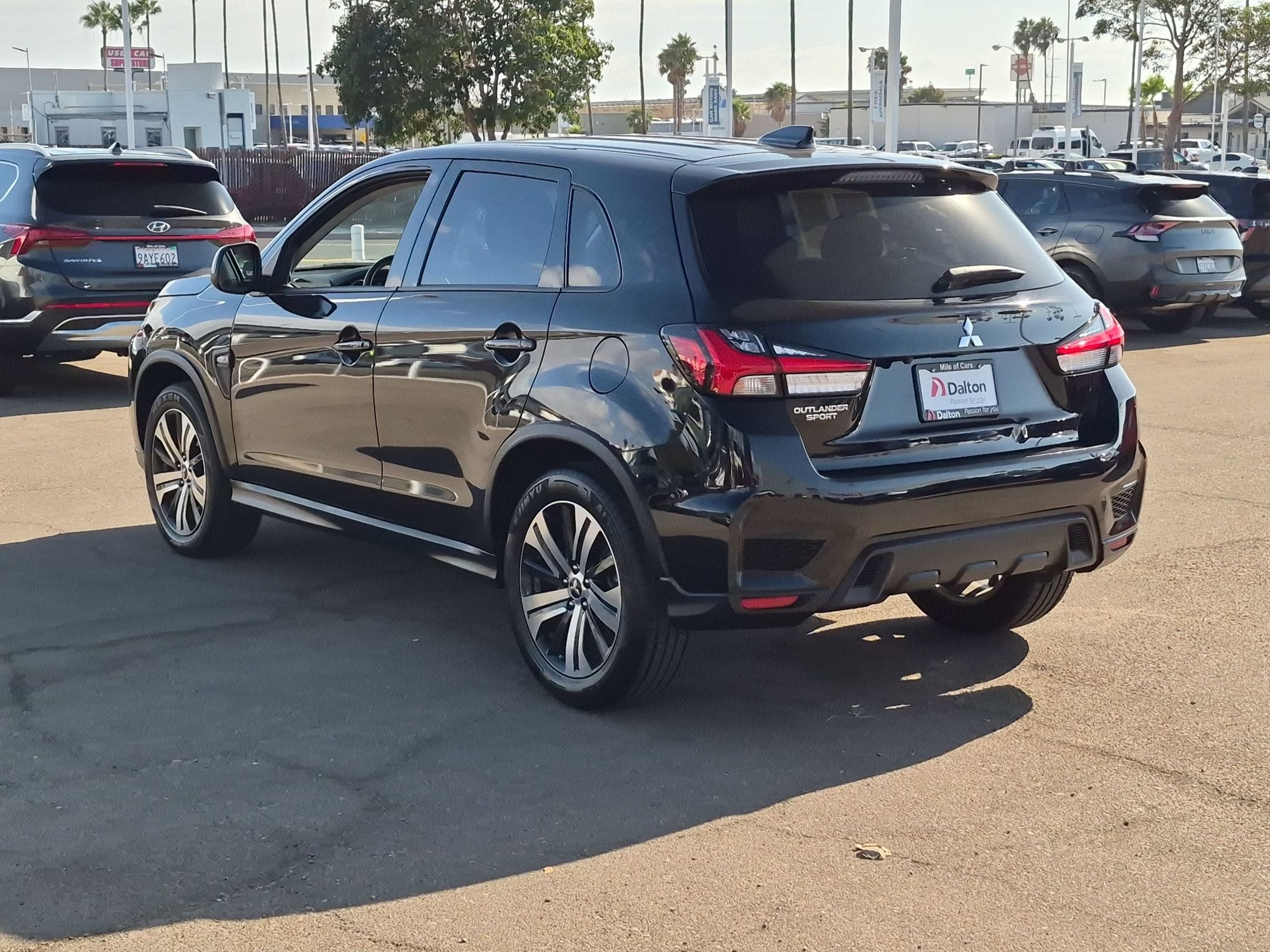 Used 2025 Mitsubishi Outlander Sport ES AWD/4WD image 6