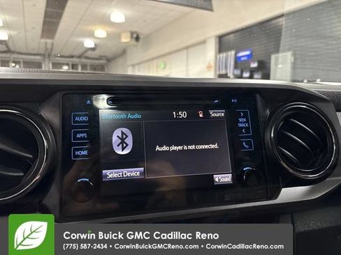 Used 2016 Toyota Tacoma TRD Off-Road w/ Premium & Technology Package AWD/4WD image 23