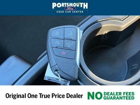 Used 2025 Chevrolet Silverado 1500 LT image 11