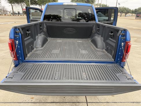 Used 2017 Ford F150 Raptor w/ Equipment Group 802A Luxury image 55