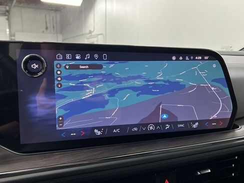 New 2026 Chevrolet Suburban LT image 14