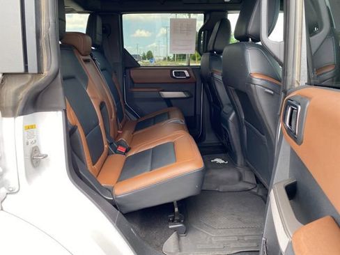 Used 2023 Ford Bronco Outer Banks AWD/4WD image 21