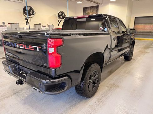 Used 2024 Chevrolet Silverado 1500 LT Trail Boss w/ Convenience Package II image 6