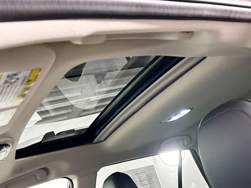 Certified 2024 Subaru Outback Touring AWD/4WD image 20