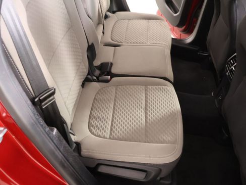Used 2021 Ford Escape SE w/ SE Sport Appearance Package FWD image 15