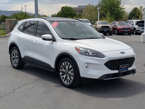 Used 2020 Ford Escape Titanium AWD/4WD image 7