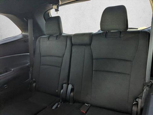 Used 2022 Honda Pilot Sport image 19