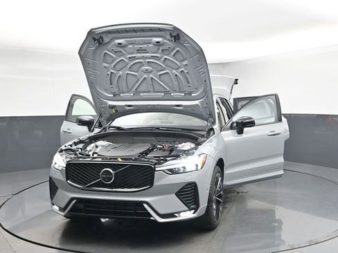 New 2026 Volvo XC60 B5 Ultra w/ Protection Package Premier image 59