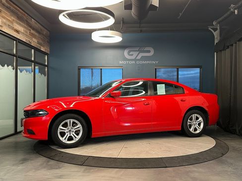 Used 2022 Dodge Charger SXT image 7