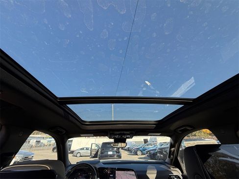 New 2026 Chevrolet Tahoe Premier image 22