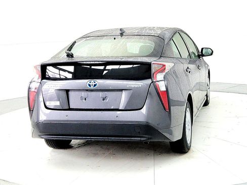 Used 2018 Toyota Prius Two w/ Prius Two Safety Plus Package image 5