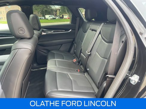 Used 2025 Cadillac XT5 Premium Luxury AWD/4WD image 24