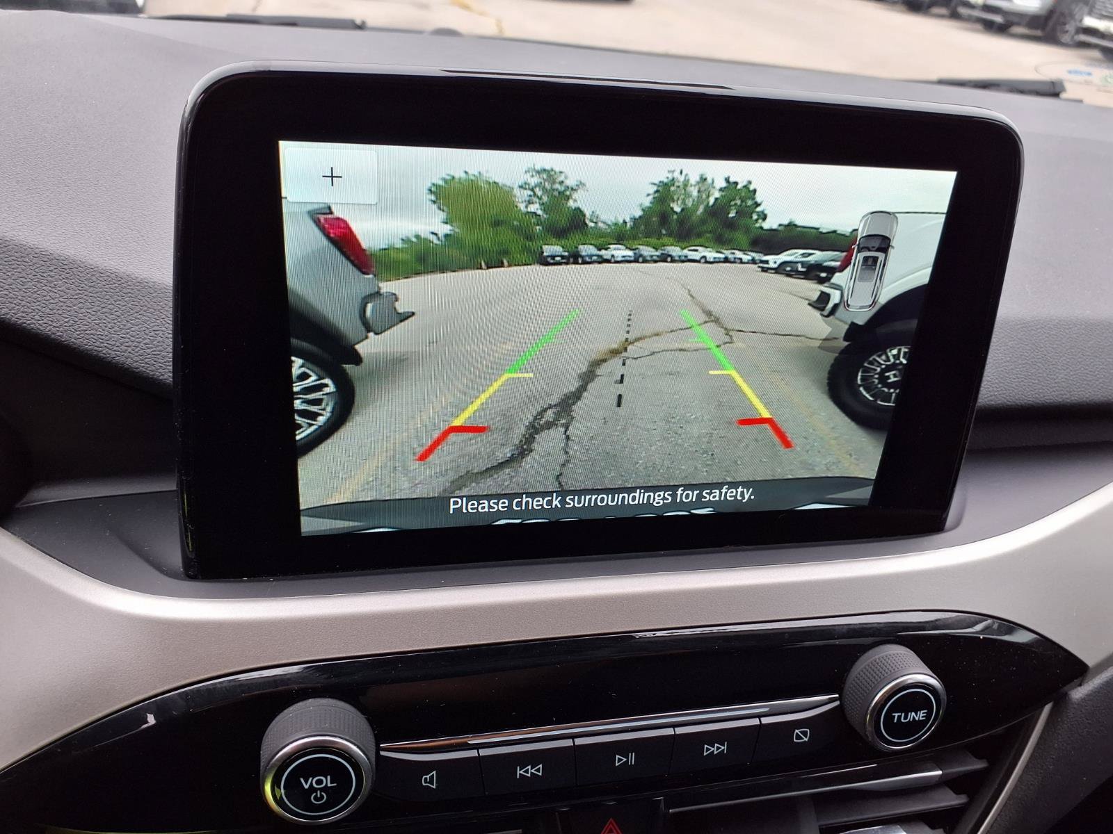 Used 2022 Ford Escape SEL FWD image 7