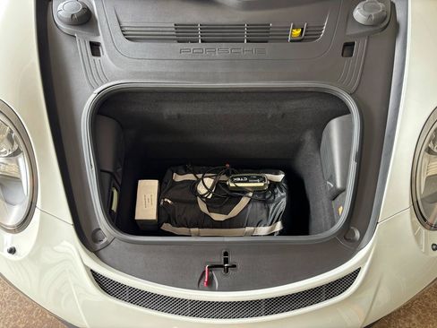 Used 2015 Porsche 911 GT3 RWD image 31