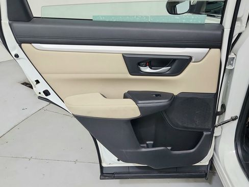 Used 2018 Honda CR-V LX image 22