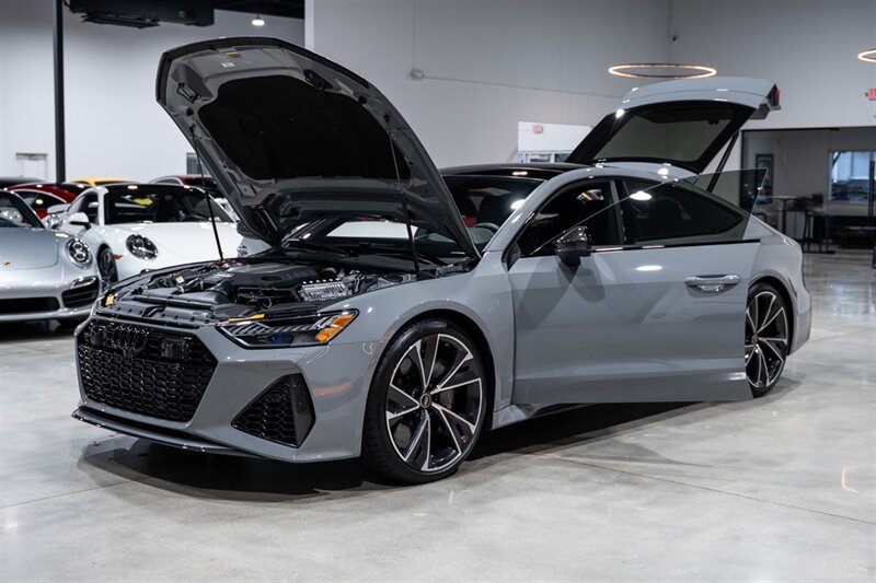 Used 2021 Audi RS 7 Sportback w/ Carbon Optic Package AWD/4WD image 39