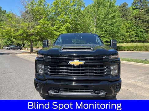 Certified 2025 Chevrolet Silverado 2500 Custom w/ Custom Value Package AWD/4WD image 4