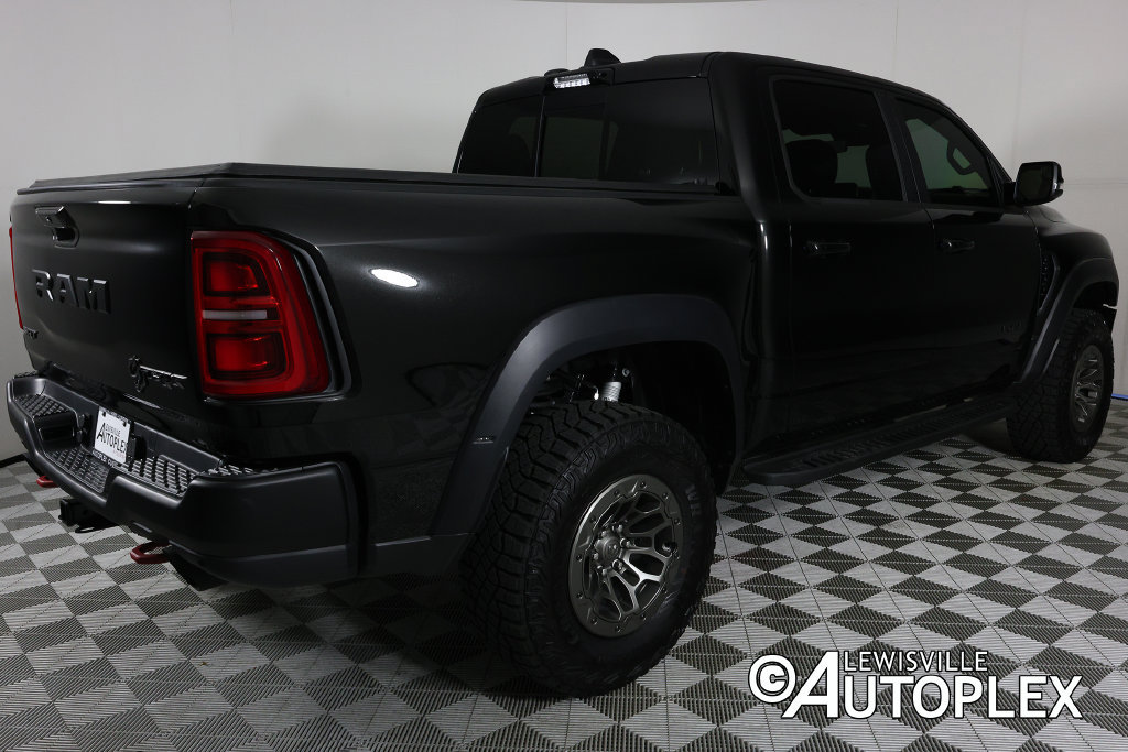 Used 2027 RAM 1500 4x4 Crew Cab image 5