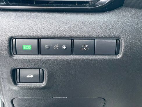 Certified 2023 Nissan Sentra SV FWD image 15