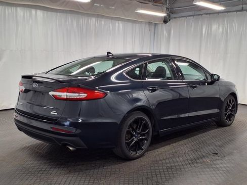 Used 2020 Ford Fusion SE w/ Equipment Group 151A FWD image 5