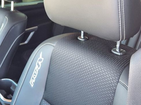 Used 2017 Nissan Titan PRO-4X image 15