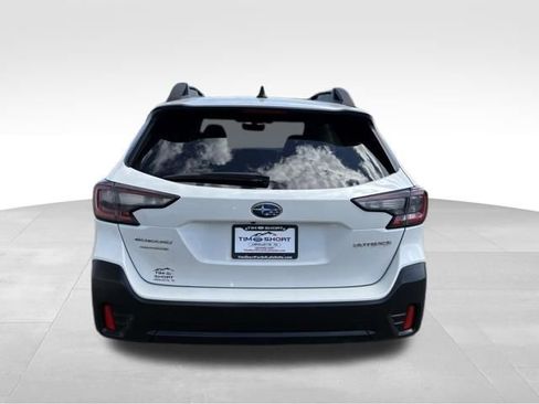 Used 2022 Subaru Outback Premium AWD/4WD image 10