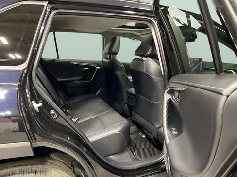 Used 2022 Toyota RAV4 Limited AWD/4WD image 27