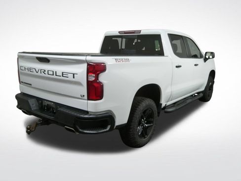 Used 2021 Chevrolet Silverado 1500 LT Trail Boss w/ Convenience Package II AWD/4WD image 3