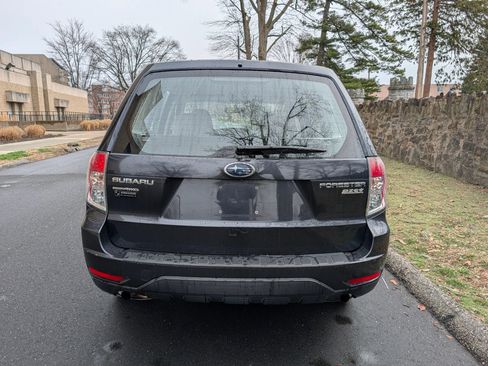 Used 2010 Subaru Forester 2.5X image 3
