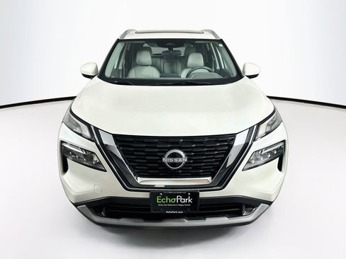 Used 2023 Nissan Rogue SV w/ SV Premium B Package AWD/4WD image 2