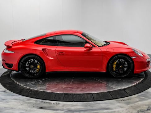 Used 2014 Porsche 911 Turbo S AWD/4WD image 25