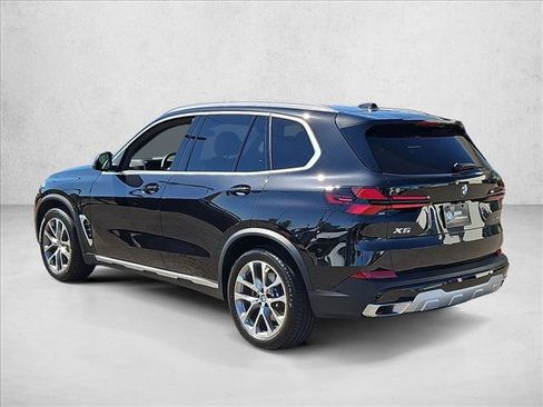 Used 2026 BMW X5 sDrive40i w/ Premium Package RWD image 8