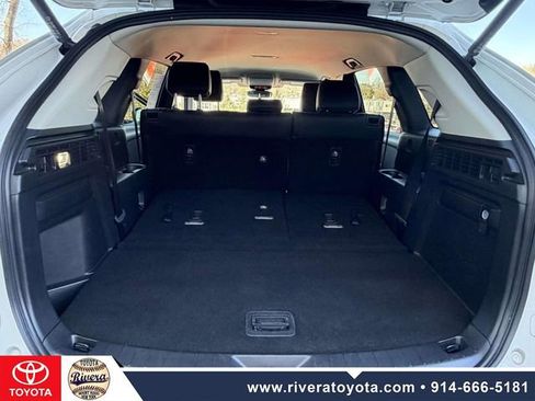 Used 2024 MAZDA CX-90 3.3 Turbo w/ Select Package image 19