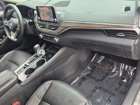 Used 2021 Nissan Altima 2.5 SL FWD image 21