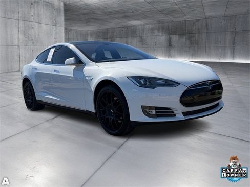 Used 2016 Tesla Model S 90D image 9
