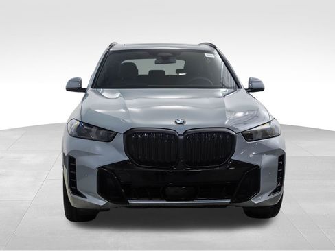 New 2026 BMW X5 xDrive40i w/ Executive Package image 8