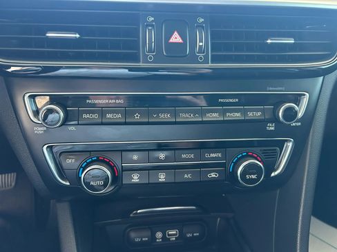 Used 2019 Kia Optima S w/ S Panoramic Sunroof Package image 24