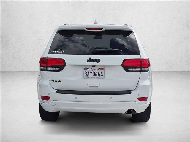 Used 2018 Jeep Grand Cherokee Altitude AWD/4WD image 6
