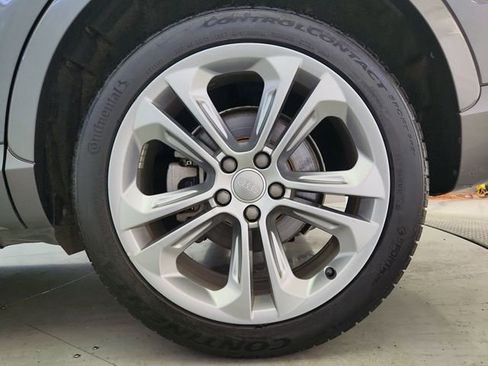 Used 2016 Audi Q3 2.0T Premium Plus w/ Technology Package FWD image 32